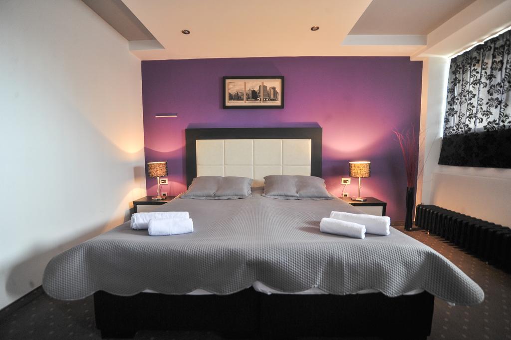 B&B Rose Vranje Exteriör bild
